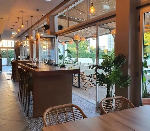 Апартаменты Praia_da_rocha_vista_mar/ocean_view Портиман